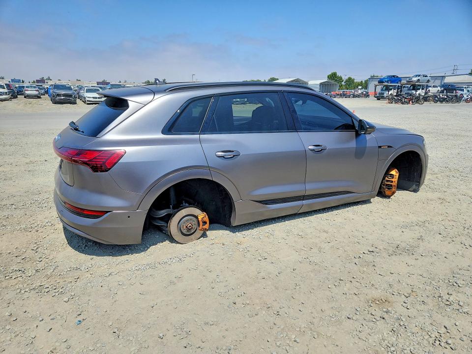 2021 Audi E-tron VIN WA1AAAGE6MB024641 COPART salvage auction — SIDE, CA - SALVAGE CERTIFICATE, sold $9,200 on 2026-07-24 (photo 3)