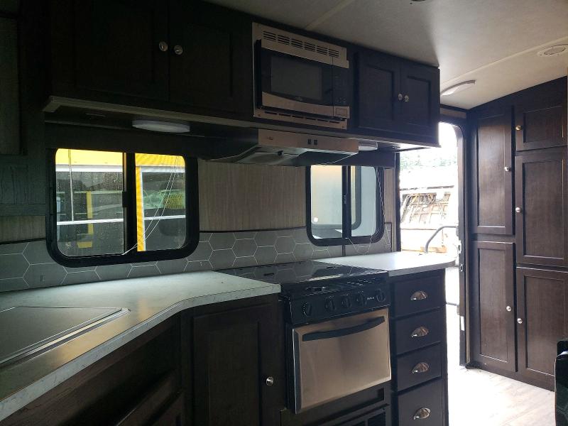 2019 Hear Shadow cru VIN 5RXDB2627KN407672 COPART salvage auction — WATER/FLOOD, WA - BILL OF SALE, sold $6,100 on 2026-07-16 (photo 5)
