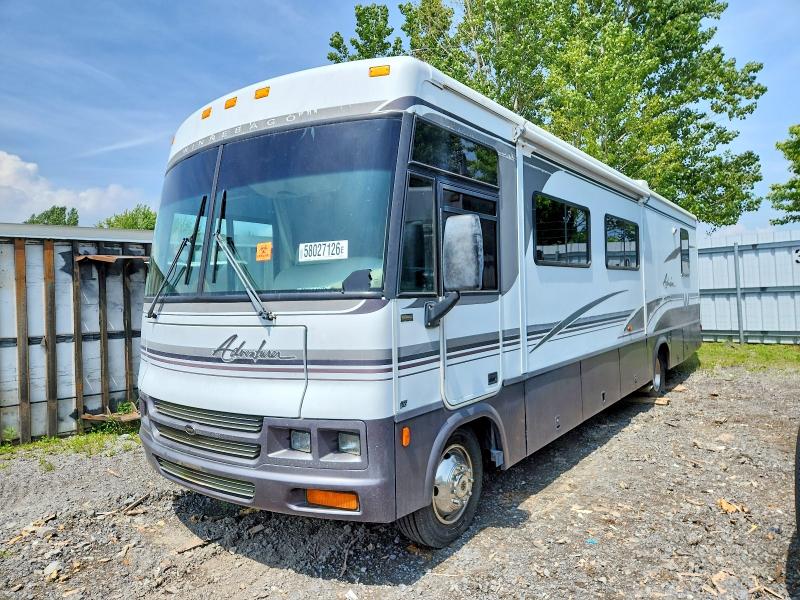 2001 Winnibago Recreational vehicle (rv) VIN 1FCNF53S610A04666 COPART salvage auction — FRONT END, ON - PERMIT NO BRAND - UNFIT, sold $200 on 2026-07-23 (photo 2)