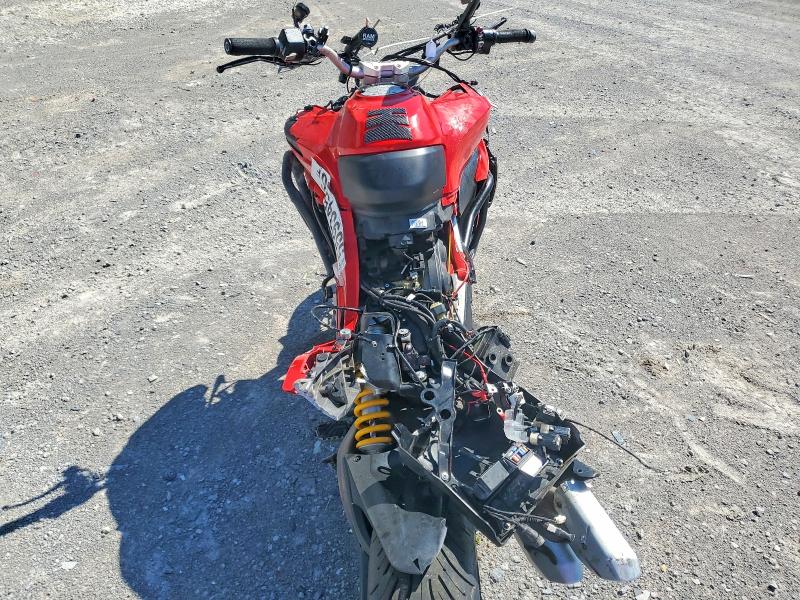 2015 Ducati VIN ZDM12BWW9FB001820 COPART salvage auction — ROLLOVER, Tn - Salvage Certificate, sold $175 on 2026-07-20 (photo 6)