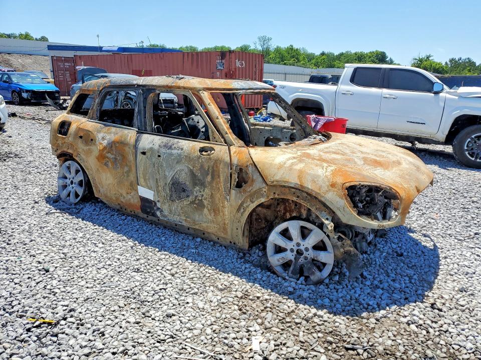 2019 Mini Cooper VIN WMZYV5C5XK3F57513 COPART salvage auction — BURN, TX - NONREPAIRABLE TITLE, sold $200 on 2026-08-11 (photo 4)