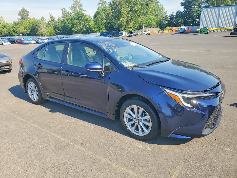 2025 Toyota Corolla VIN JTDBDMHE3S3016604 COPART salvage auction — FRONT END, OR - SALVAGE TITLE CERTIFICATE, sold $7,300 on 2026-07-06 (photo 4)