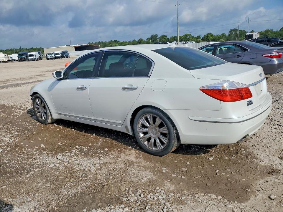 2009 Hyundai Genesis VIN KMHGC46E79U034924 COPART salvage auction — FRONT END, Tx - Salvage Vehicle Title, sold $1,550 on 2026-07-20 (photo 2)