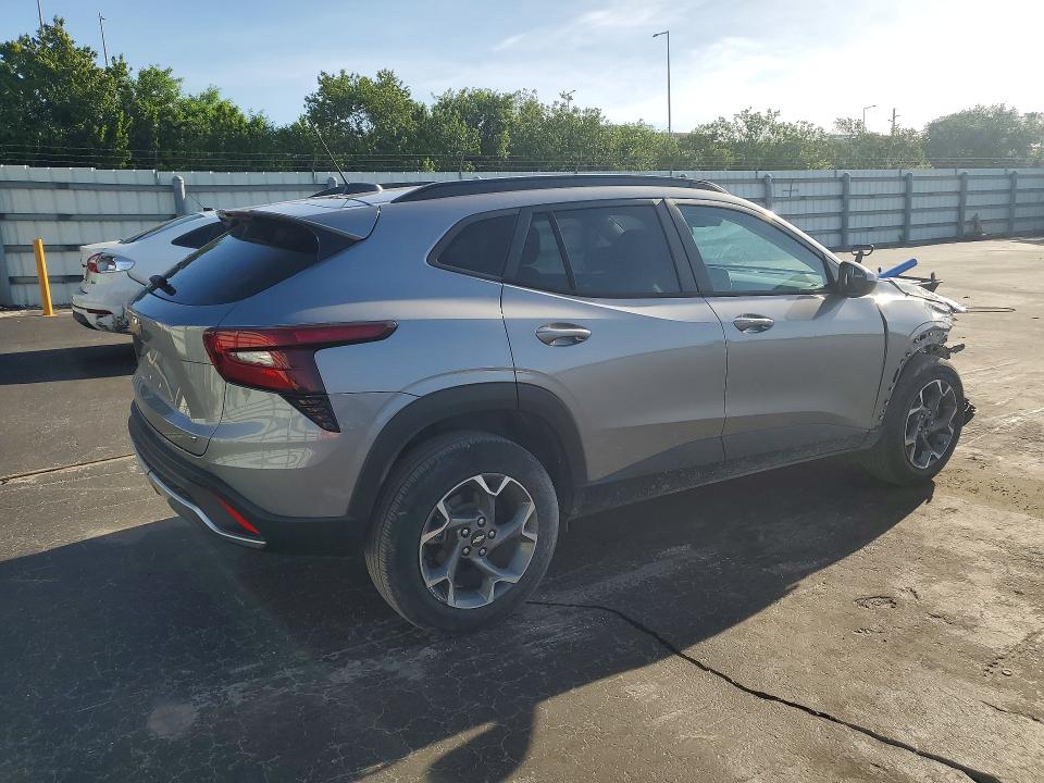2024 Chevrolet Trax VIN KL77LHE27RC132891 COPART salvage auction — FRONT END, Fl - Cert Of Title Slvg Rebuildable (P), sold $8,500 on 2026-07-27 (photo 3)