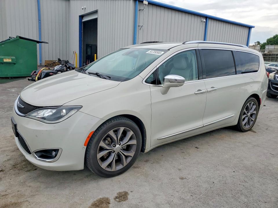 2017 Chrysler VIN 2C4RC1GGXHR614692 COPART salvage auction — REAR END, Ok - Certificate Of Title, sold $2,100 on 2026-07-24 (photo 1)