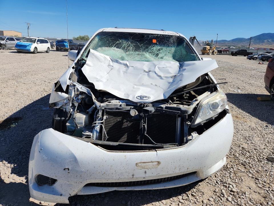 2013 Toyota Sienna VIN 5TDDK3DC7DS057445 COPART salvage auction — FRONT END, Ca - Salvage Certificate, sold $1,300 on 2026-07-24 (photo 5)