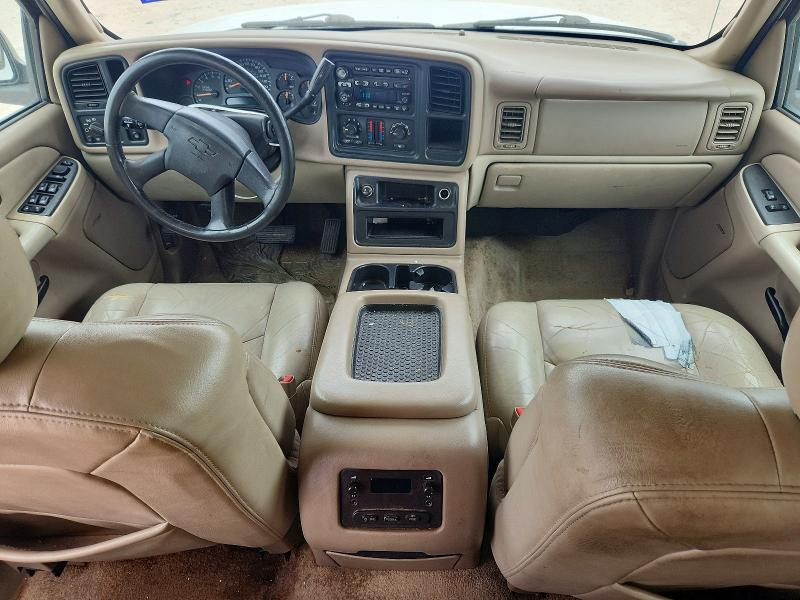 2003 Chevrolet Suburban VIN 3GNEC16Z73G208053 COPART salvage auction — FRONT END, Tx - Salvage Vehicle Title, sold $775 on 2026-07-02 (photo 8)