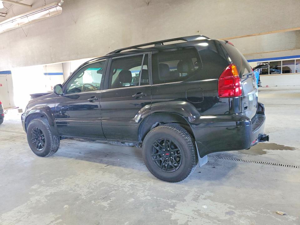 2005 Lexus Gx 470 VIN JTJBT20X350084425 COPART salvage auction — FRONT END, VA - CERT OF TITLE - SALVAGE, sold $2,650 on 2026-07-10 (photo 2)