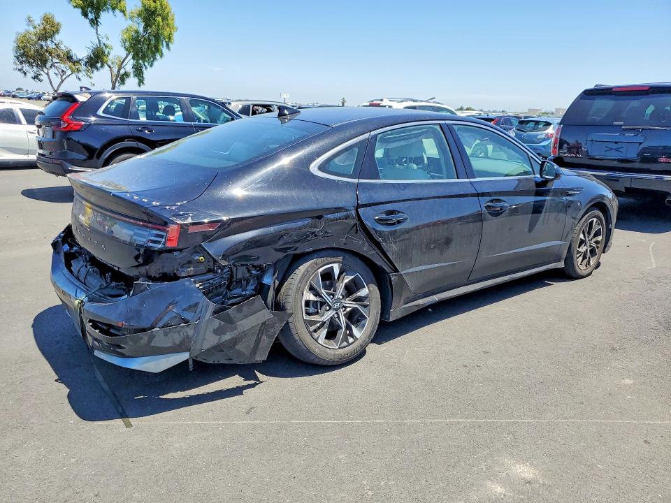 2024 Hyundai Sonata VIN KMHL64JA1RA381161 COPART salvage auction — REAR END, Ca - Salvage Certificate, sold $5,300 on 2026-07-08 (photo 3)