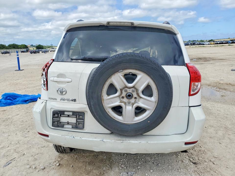 2006 Toyota Rav 4 VIN JTMBD33V965001312 COPART salvage auction — ROLLOVER, Tx - Nonrepairable Title, sold $500 on 2026-07-02 (photo 6)