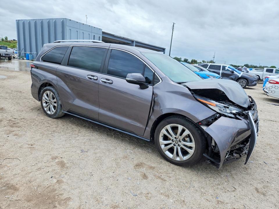 2022 Toyota Sienna VIN 5TDERKEC0NS085050 COPART salvage auction — FRONT END, Fl - Cert Of Title Slvg Rebuildable, sold $12,300 on 2026-07-16 (photo 4)