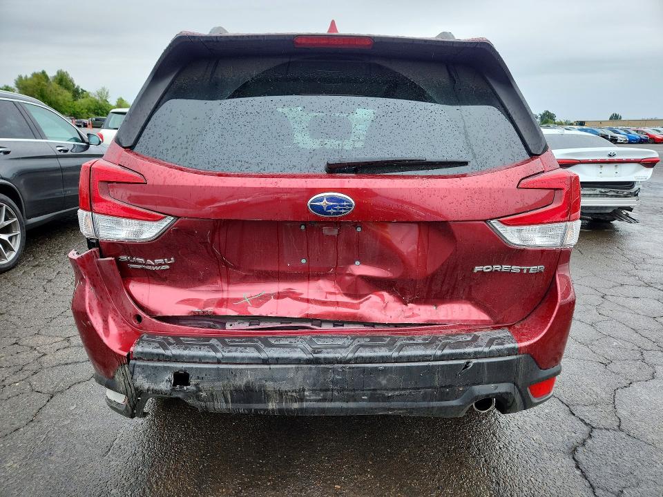 2022 Subaru Forester VIN JF2SKANC6NH405463 COPART salvage auction — REAR END, Or - Salvage Title Certificate, sold $9,000 on 2026-07-13 (photo 6)