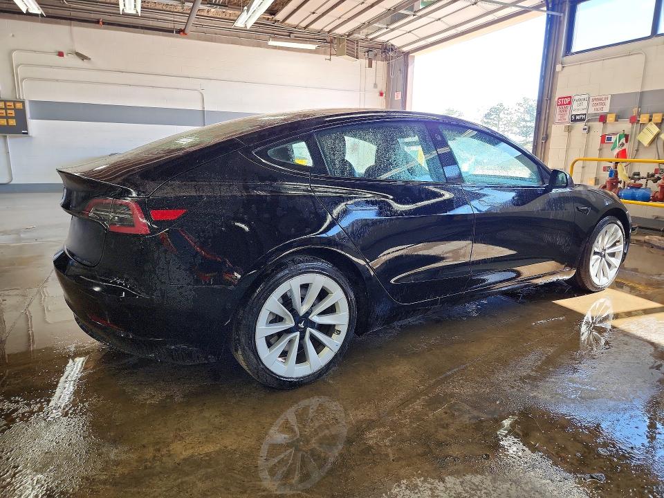 2022 Tesla Model 3 VIN 5YJ3E1EA9NF289202 COPART salvage auction — UNDERCARRIAGE, Il - Certificate Of Title, sold $9,800 on 2026-07-06 (photo 3)