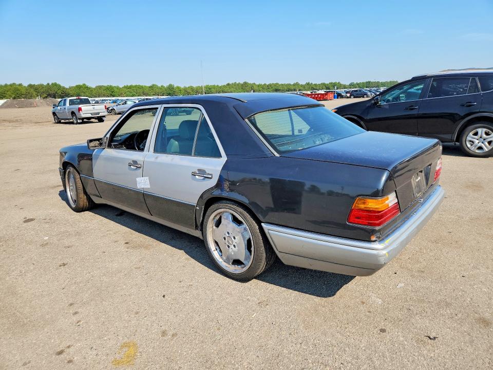 1995 Mercedes-benz VIN WDBEA32E9SC217656 COPART salvage auction — WATER/FLOOD, Ny - Mv907A-Flood Salvage, sold $400 on 2026-07-08 (photo 2)