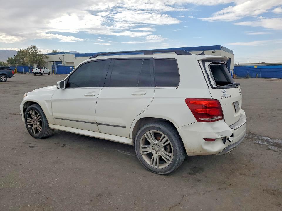 2015 Mercedes-benz VIN WDCGG8JB6FG393795 COPART salvage auction — HAIL, Nm - Certificate Of Title (P), sold $3,850 on 2026-07-18 (photo 2)