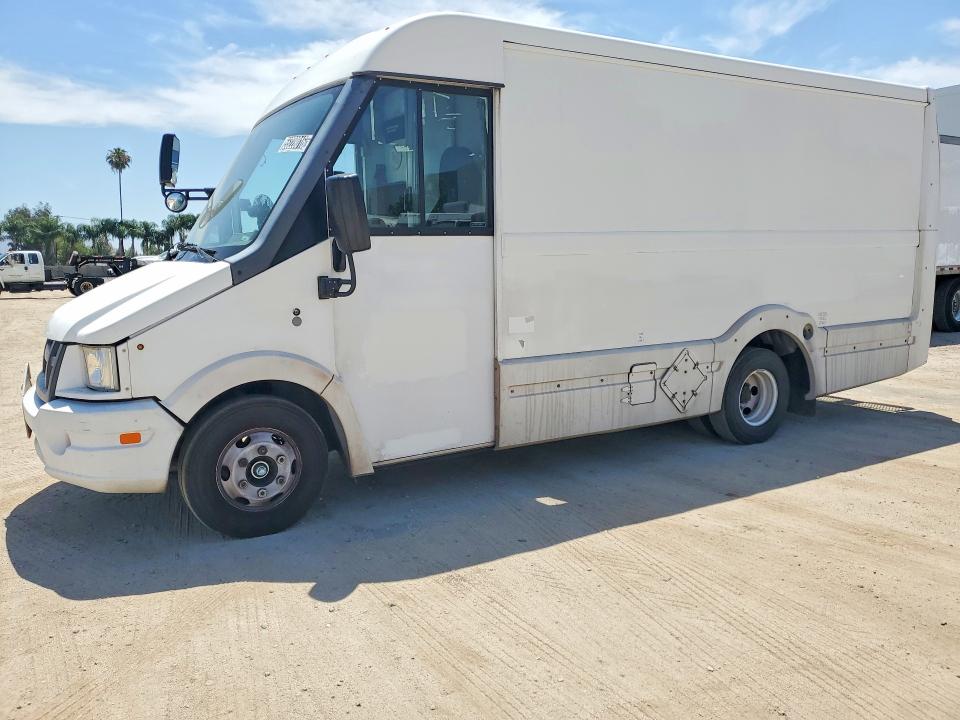 2016 Isuzu Reach VIN JALB4T173G7W01235 COPART salvage auction — NORMAL WEAR, Ca - Dis/Dlr/Exp Only Clean Title, sold $3,950 on 2026-07-30 (photo 1)