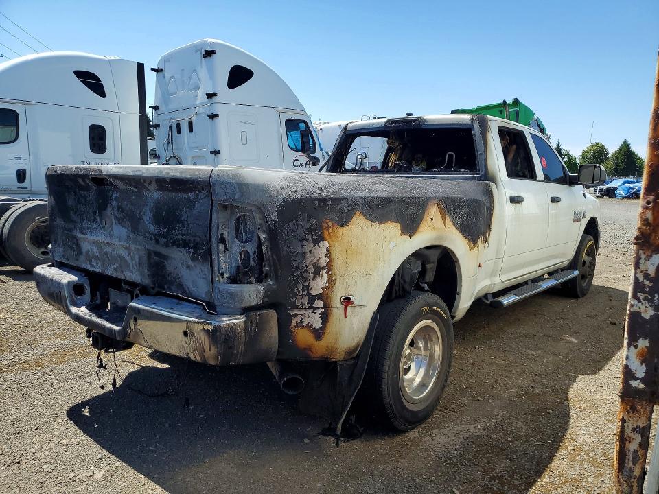 2016 Ram 3500 VIN 3C63RRGL8GG263325 COPART salvage auction — BURN, Or - Salvage Title Certificate, sold $1,600 on 2026-08-11 (photo 3)