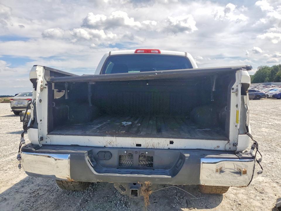 2015 Toyota Tundra VIN 5TFDW5F18FX457071 COPART salvage auction — ROLLOVER, Nc - Salvage Certificate Of Title, sold $525 on 2026-07-29 (photo 6)
