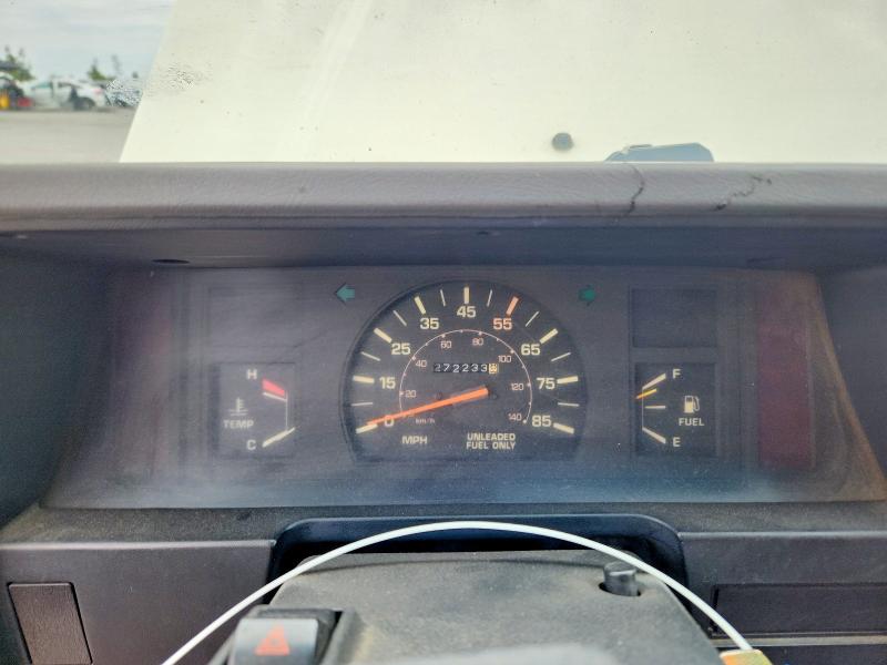 1984 Toyota Pickup VIN JT4RN55E5E5015064 COPART salvage auction — NORMAL WEAR, CA - APP FOR DUP CLEAN OR AC, sold $1,100 on 2026-07-30 (photo 9)