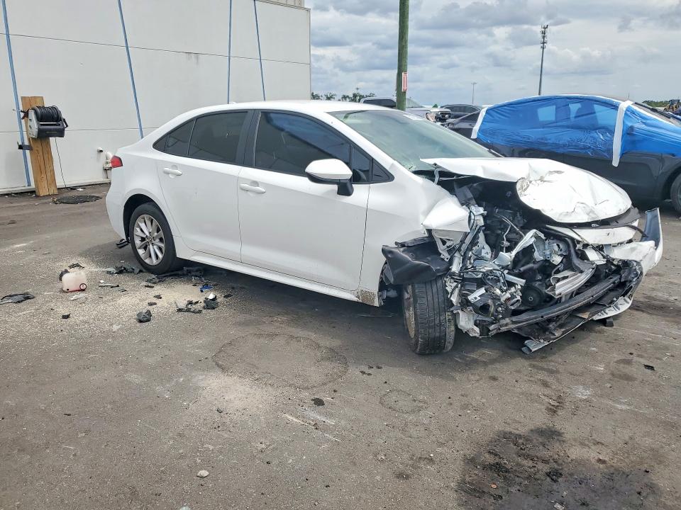 2022 Toyota Corolla VIN 5YFVPMAE8NP362982 COPART salvage auction — FRONT END, Fl - Certificate Of Destruction, sold $2,750 on 2026-07-27 (photo 4)
