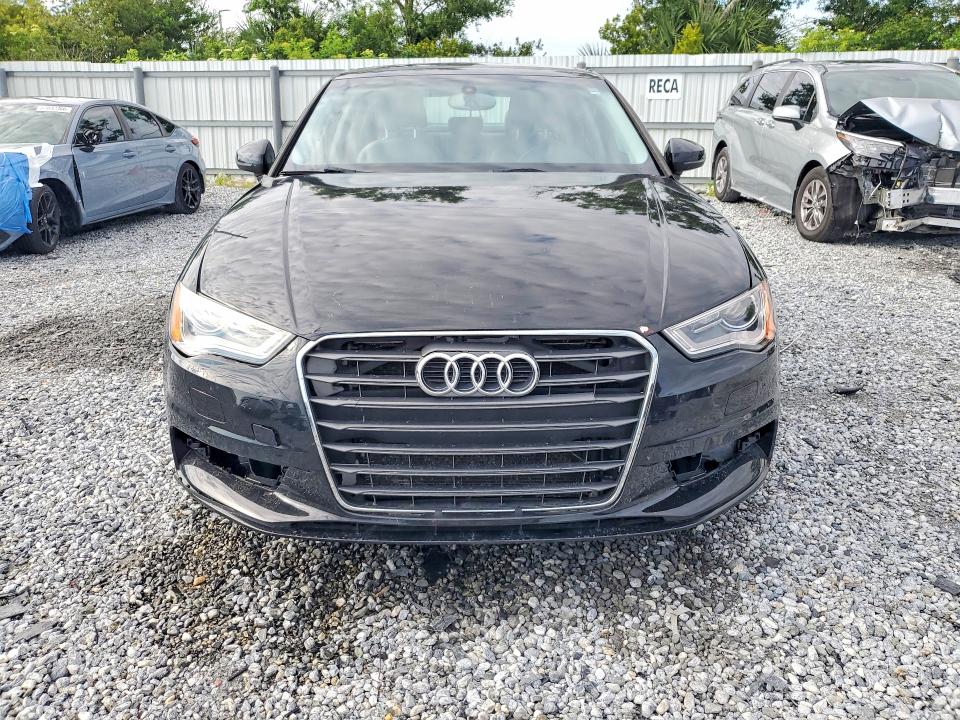 2015 Audi A3 VIN WAUACGFF8F1073715 COPART salvage auction — VANDALISM, Fl - Cert Of Title Slvg Rebuildable, sold $525 on 2026-07-31 (photo 5)