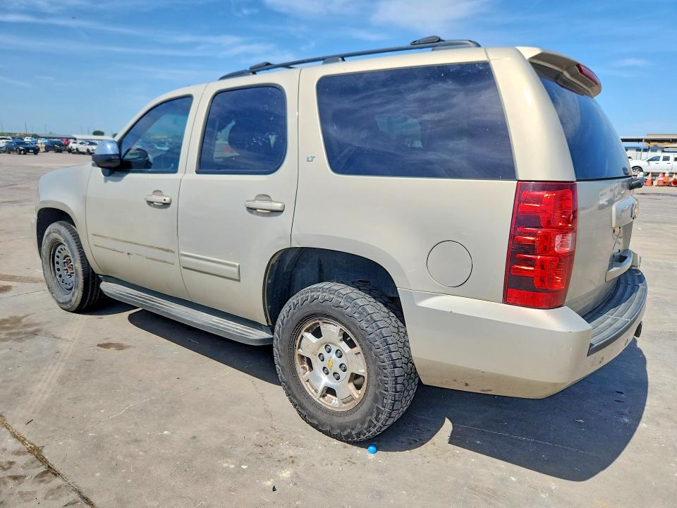 2012 Chevrolet Tahoe VIN 1GNSKBE08CR128288 COPART salvage auction — NORMAL WEAR, Tx - Certificate Of Title (P), sold $875 on 2026-07-02 (photo 2)