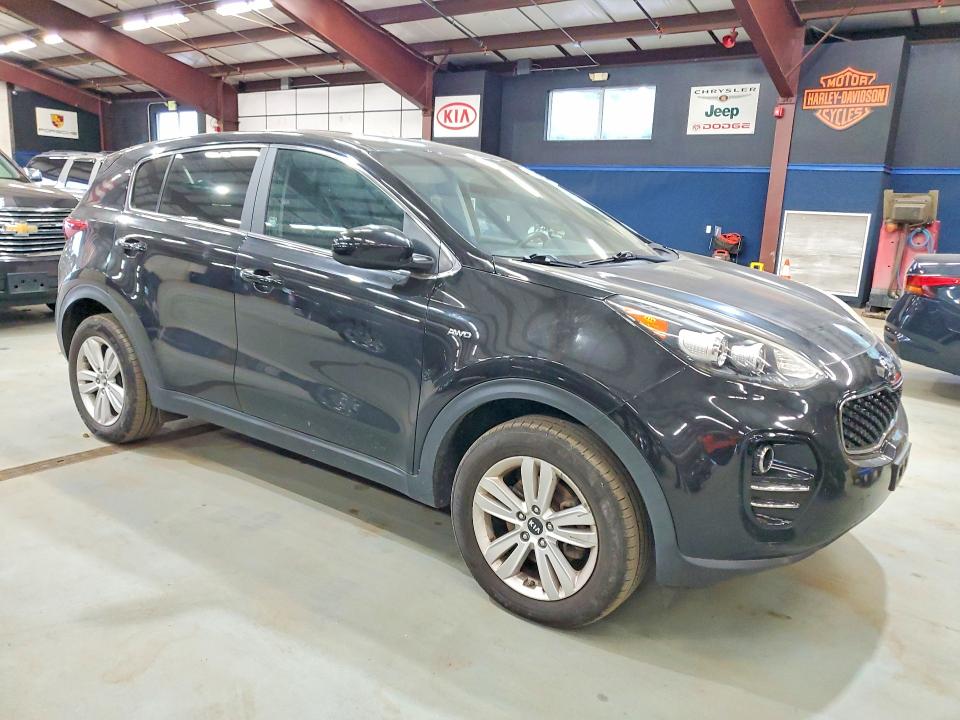 2017 Kia Sportage VIN KNDPMCACXH7249194 COPART salvage auction — MINOR DENT/SCRATCHES, Ct - Certificate Of Title, sold $4,300 on 2026-07-27 (photo 4)