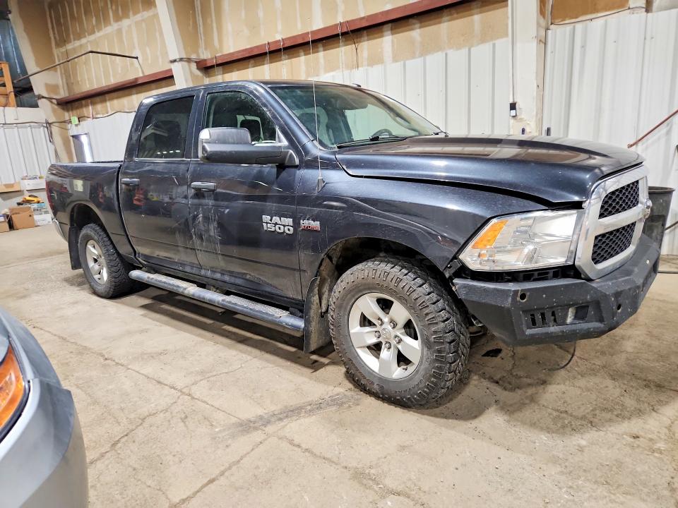 2015 Ram 1500 VIN 3C6RR7KTXFG660880 COPART salvage auction — MINOR DENT/SCRATCHES, Ak - Cert Of Veh Title-Reconstructe, sold $3,200 on 2026-07-21 (photo 4)