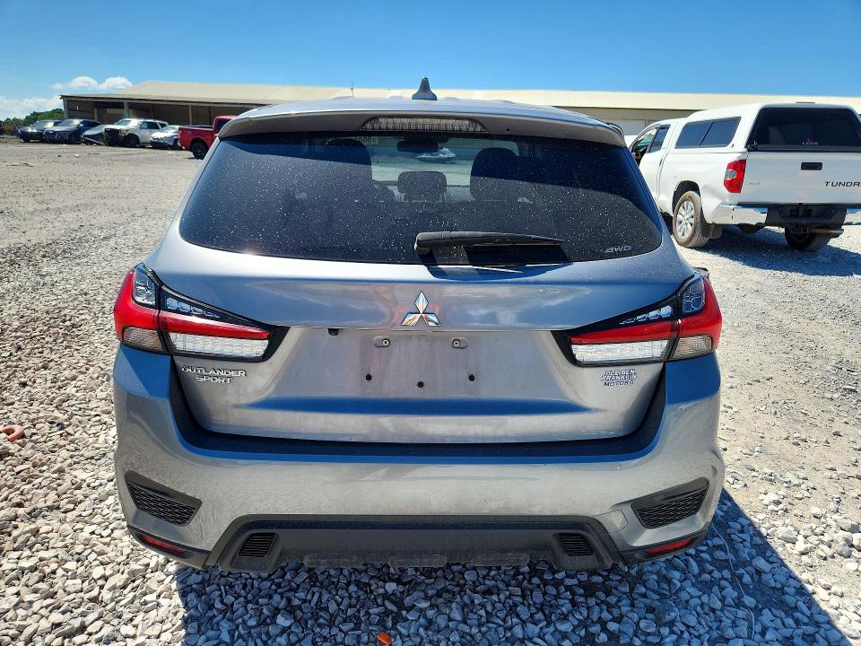 2024 Mitsubishi Cordia VIN JA4ARUAU8RU005806 COPART salvage auction — WATER/FLOOD, Tn - Salvage Certificate, sold $2,000 on 2026-07-30 (photo 6)