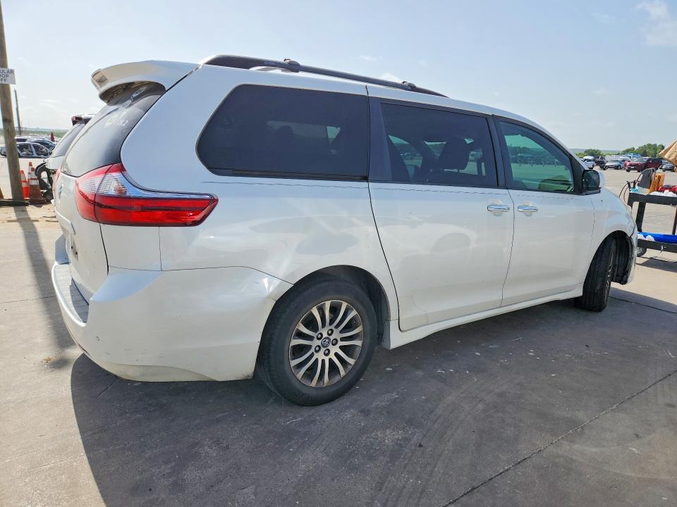 2020 Toyota Sienna VIN 5TDYZ3DC8LS027026 COPART salvage auction — WATER/FLOOD, Tx - Salvage Title-Flood Damage, sold $3,000 on 2026-07-09 (photo 3)
