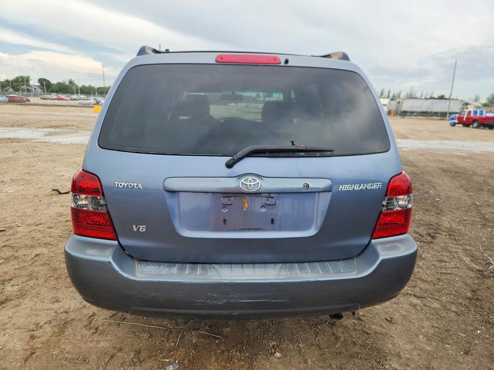 2006 Toyota Highlander VIN JTEGP21AX60110104 COPART salvage auction — MINOR DENT/SCRATCHES, Fl - Certificate Of Title, sold $1,100 on 2026-07-02 (photo 6)