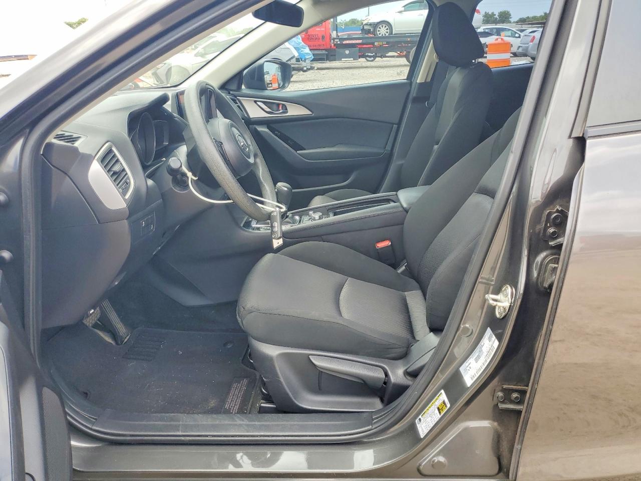 2018 Mazda 3 VIN 3MZBN1K78JM185579 COPART salvage auction — Rear End, TX - SALVAGE VEHICLE TITLE, sold $3,600 on 2026-07-09 (photo 7)