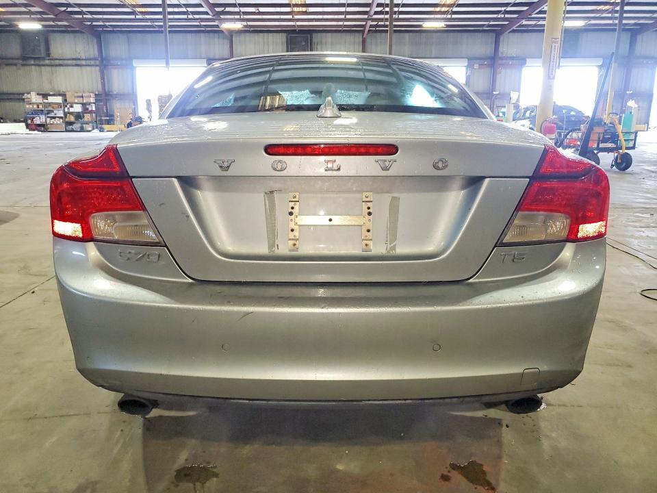 2012 Volvo C70 VIN YV1672MC6CJ123414 COPART salvage auction — FRONT END, FL - CERT OF TITLE SLVG REBUILDABLE, sold $325 on 2026-08-03 (photo 6)