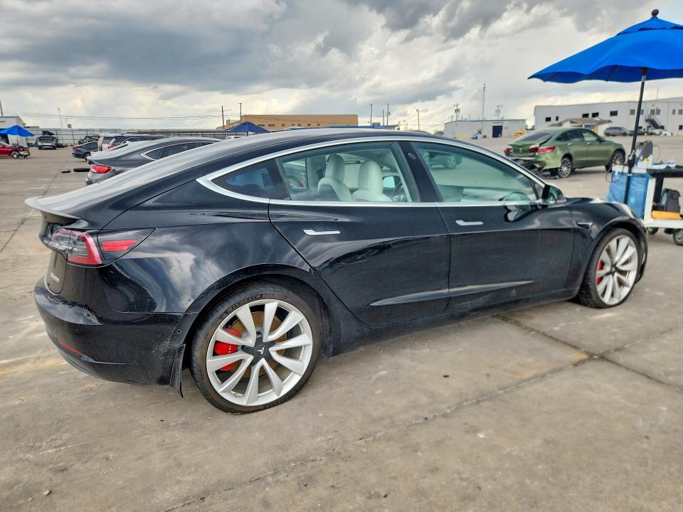 2018 Tesla Model 3 VIN 5YJ3E1EB5JF171084 COPART salvage auction — FRONT END, Tx - Salvage Vehicle Title, sold $4,550 on 2026-07-30 (photo 3)