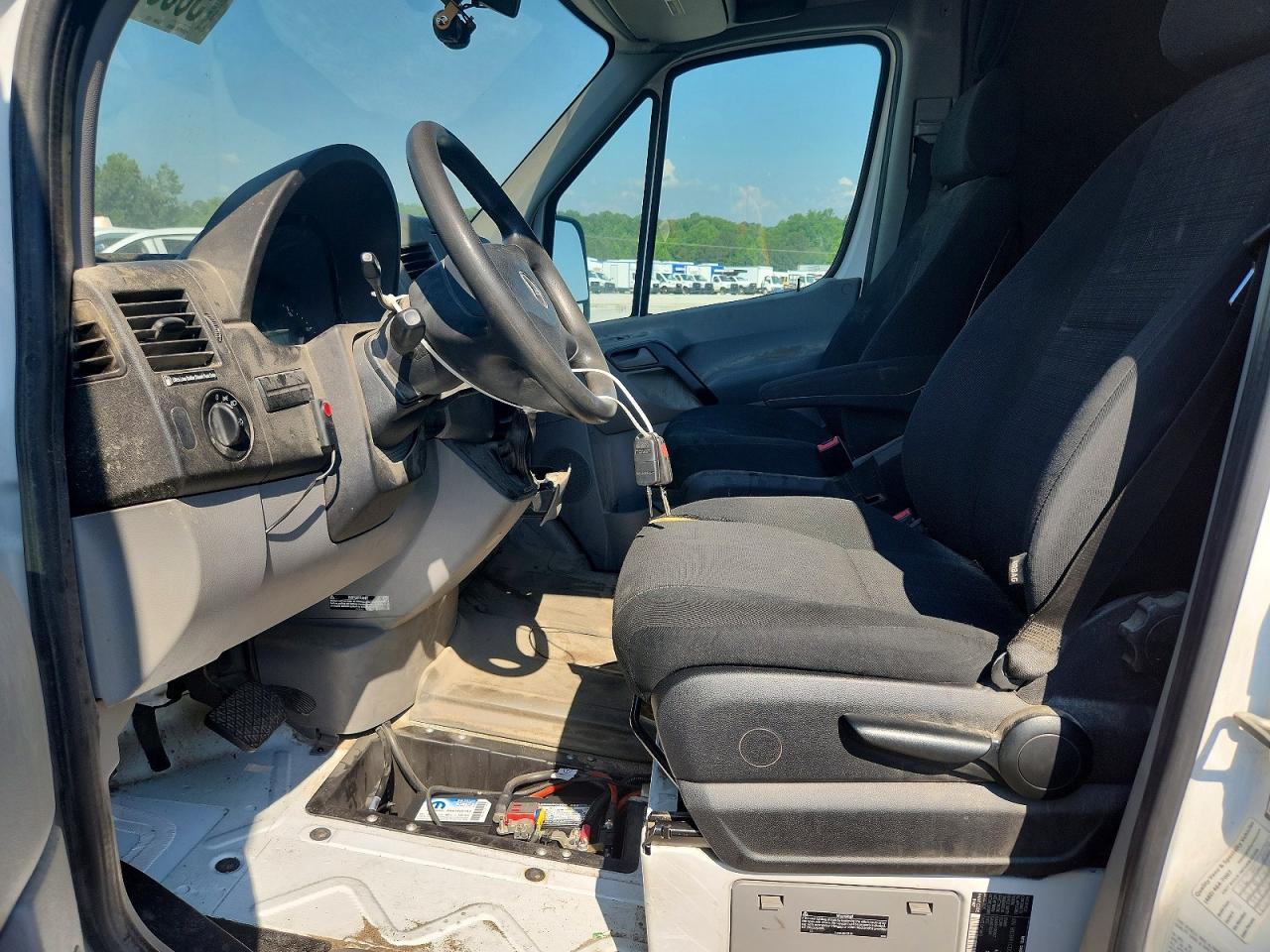 2017 Mercedes Benz Sprinter VIN WD3PF1CD0HP560454 COPART salvage auction — Rear End, FL - CERTIFICATE OF TITLE (P), sold $11,900 on 2026-07-01 (photo 7)
