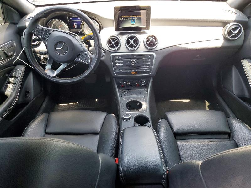 2017 Mercedes-benz Gla-klasse VIN WDCTG4GB8HJ335921 COPART salvage auction — MINOR DENT/SCRATCHES, Ca - Dis/Dlr/Exp Only Clean Title (P), sold $4,500 on 2026-07-17 (photo 8)