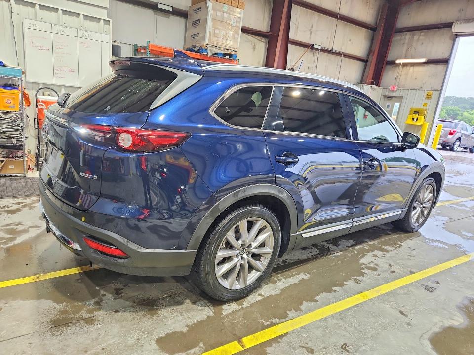 2020 Mazda VIN JM3TCBDY8L0415076 COPART salvage auction — HAIL, Mo - Salvage Certificate Of Title, sold $9,400 on 2026-07-29 (photo 3)