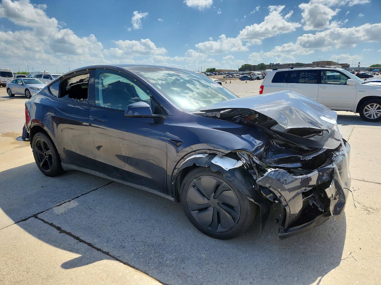 2026 Tesla Model Y VIN 7SAYGDED6TA586498 COPART salvage auction — Front End, TX - SALVAGE VEHICLE TITLE, sold $16,200 on 2026-07-09 (photo 4)