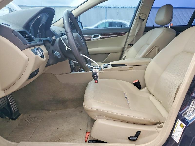 2009 Mercedes-benz C class VIN WDDGF54X69F234869 COPART salvage auction — MINOR DENT/SCRATCHES, Fl - Certificate Of Title (P), sold $450 on 2026-07-08 (photo 7)