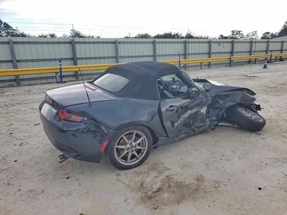 2016 Mazda Mx-5 VIN JM1NDAB74G0101403 COPART salvage auction — SIDE, Fl - Cert Of Title Slvg Rebuildable, sold $200 on 2026-07-29 (photo 3)