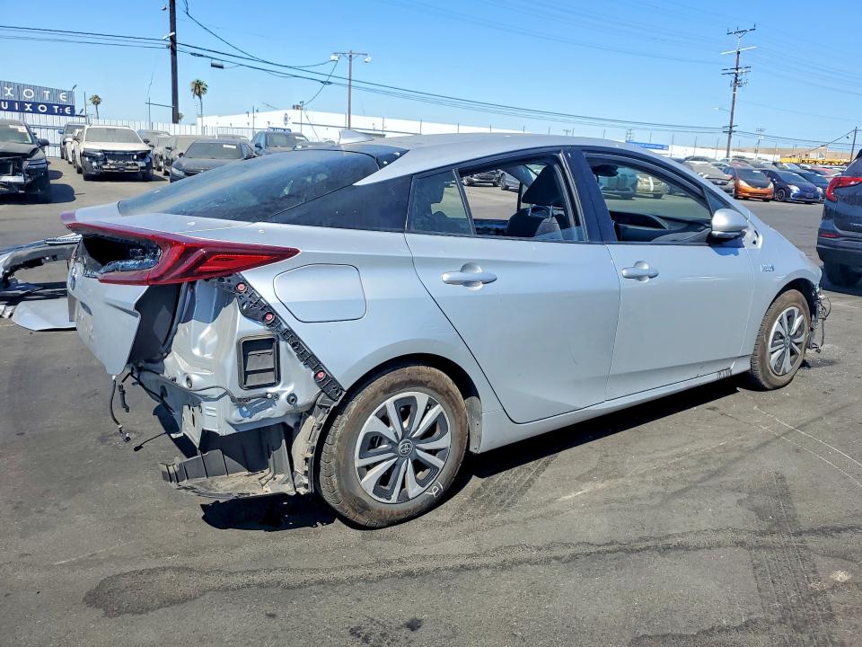 2017 Toyota Prius VIN JTDKARFP3H3032322 COPART salvage auction — FRONT END, Ca - Salvage Certificate, sold $5,100 on 2026-07-27 (photo 3)