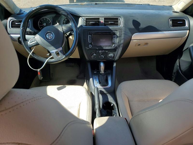 2014 Volkswagen Jetta VIN 3VWD07AJ0EM391704 COPART salvage auction — ROOF, Il - Salvage Certificate, sold $775 on 2026-07-24 (photo 8)