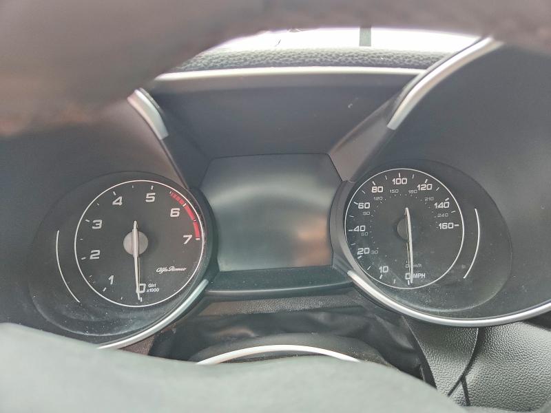2017 Alfa romeo Giulia VIN ZARFAECN9H7535056 COPART salvage auction — UNDERCARRIAGE, Tx - Salvage Vehicle Title, sold $1,550 on 2026-07-17 (photo 9)