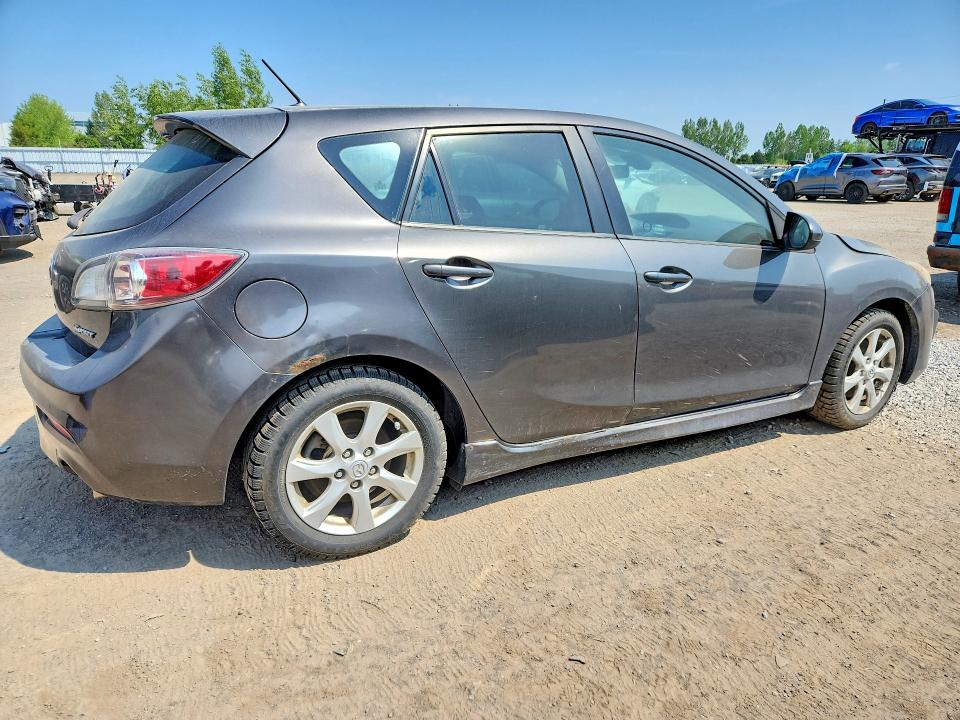2011 Mazda 3 VIN JM1BL1L55B1442217 COPART salvage auction — FRONT END, On - Permit No Brand - Unfit, sold $400 on 2026-07-28 (photo 3)