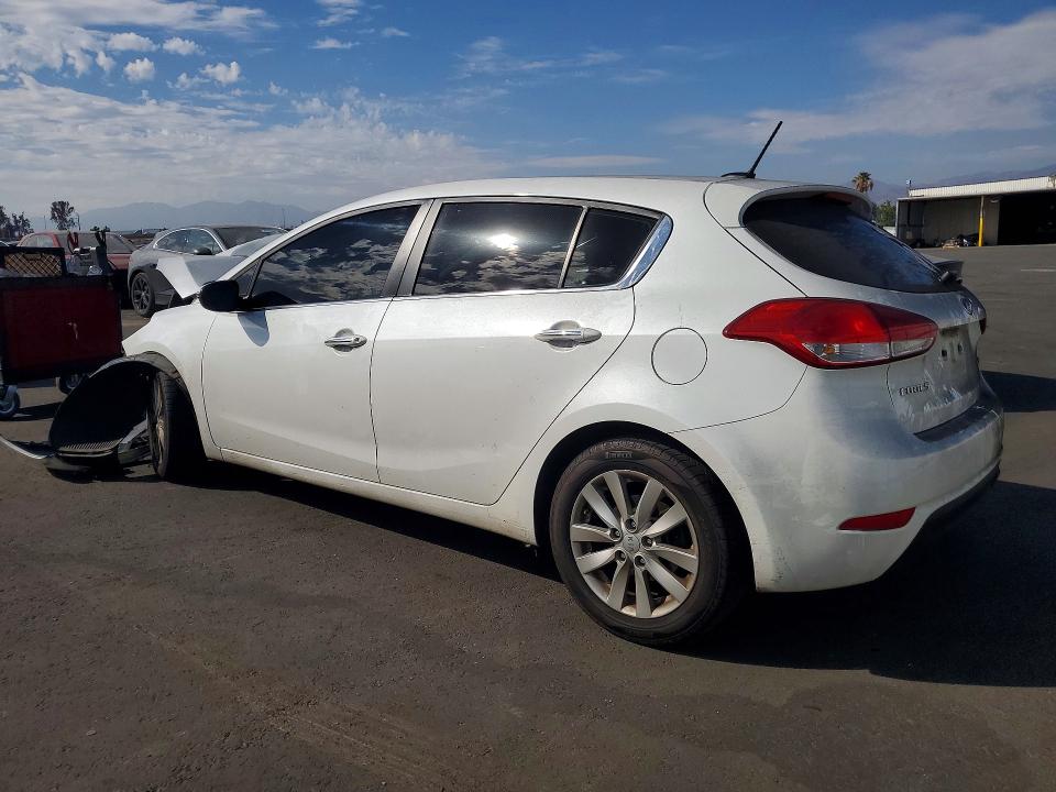 2015 Kia Forte VIN KNAFX5A88F5339752 COPART salvage auction — FRONT END, CA - SALVAGE CERTIFICATE, sold $400 on 2026-07-27 (photo 2)