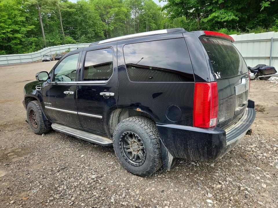 2011 Cadillac Escalade VIN 1GYS4BEF5BR356135 COPART salvage auction — FRONT END, Vt - Certificate Of Title, sold $400 on 2026-07-24 (photo 2)