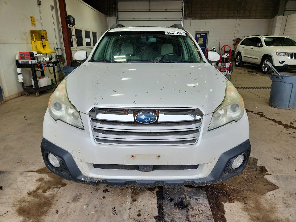 2013 Subaru Outback VIN 4S4BRBGC1D3299993 COPART salvage auction — MINOR DENT/SCRATCHES, Mn - Certificate Of Title, sold $1,000 on 2026-07-02 (photo 5)