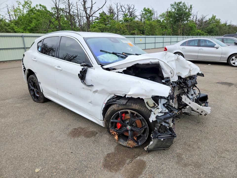 2020 Alfa romeo Stelvio VIN ZASPAKBN1L7C87772 COPART salvage auction — FRONT END, Ny - Mv-907A Salvage Certificate, sold $80 on 2026-07-20 (photo 4)