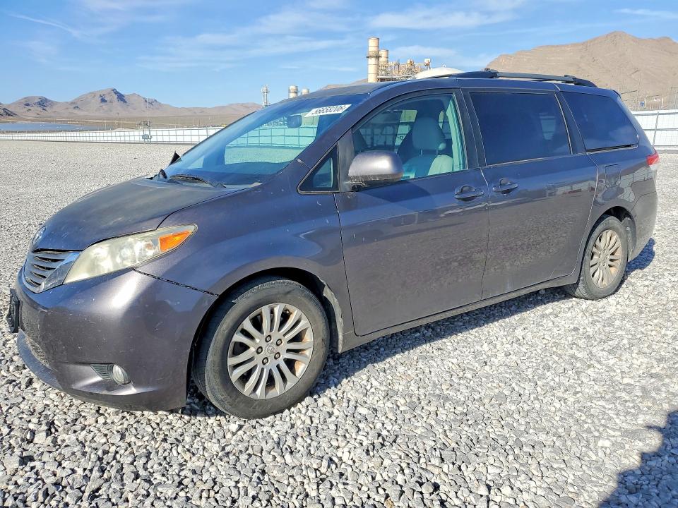 2011 Toyota Sienna VIN 5TDYK3DC9BS020556 COPART salvage auction — FRONT END, Nv - Salvage Title, sold $1,600 on 2026-07-15 (photo 1)