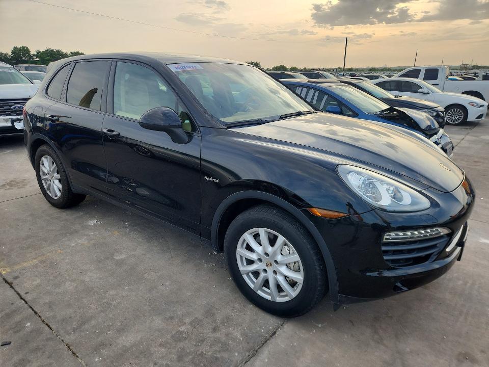 2013 Porsche Cayenne VIN WP1AE2A27DLA15504 COPART salvage auction — NORMAL WEAR, Nj - Certificate Of Title, sold $875 on 2026-07-30 (photo 4)